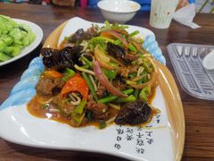 特色炒牛肉片-清真·伊清阁餐厅