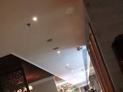-雍和会海鲜姿造自助(湖东路店)