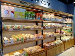 面包甜点陈列柜-罗莎蛋糕(建设路店)