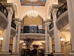 -Salon de Ville浦江汇(上海外滩华尔道夫酒店店)