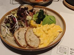 -静香HOUSE·全时段融合餐厅(七星欢乐颂店)