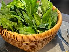 -野山舂·贵州现舂酸汤牛肉(民生路店)