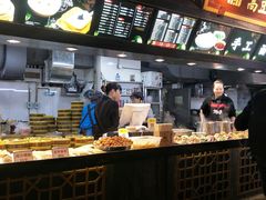 -八一路好吃街(雨田商务大厦店)