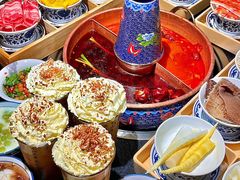 番茄牛油鸳鸯锅-咏江南·苏式火锅·苏州评弹(观前街店)