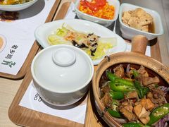 -老乡鸡(上海白玉兰广场店)