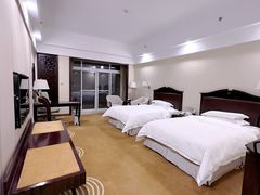 -安庆碧桂园凤悦凤凰酒店(市政务中心店)