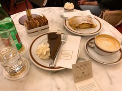 -Cafe Sacher(WIEN)