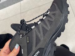 -SALOMON萨洛蒙(长沙国金街店)