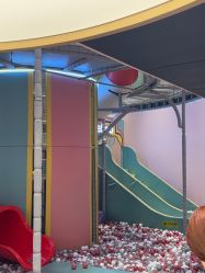 -奈尔宝·国风主题儿童乐园·亲子餐厅(豫园商城店)
