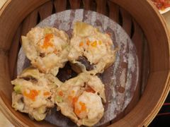 鲜虾蟹子烧麦-香港美食大酒楼