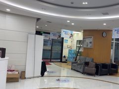 -雅悦齿科(顾村公园店)