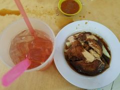 烧鸡-伍秀泽海南鸡饭茶室
