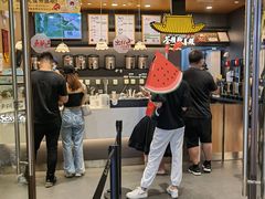 门面-茶颜悦色(金茂览秀城LG层外街店)