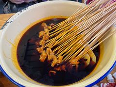 -拈签一笑黄牛肉辣卤串串