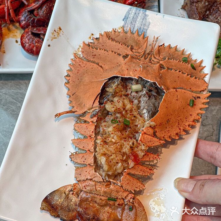 在上海～反复愿意多次打卡的海鲜自助餐～ 