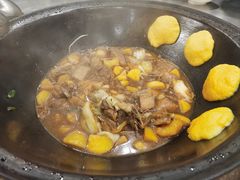 -粘豆包柴火铁锅炖