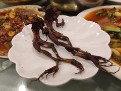 -焱焰鲜锅兔·佳味郑氏·自贡特色菜