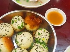 特色生煎-三两春(浦三路店)
