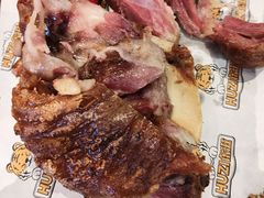 -HUZI虎滋精酿餐吧(京西大悦城店)