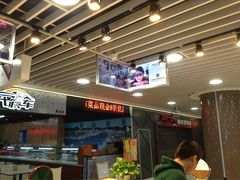-MiRi眼镜连锁·蔡司·尼康控优点合作店(莘庄店)