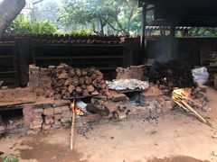特色泥烩鸡-御霞苑泥烩鸡休闲农庄