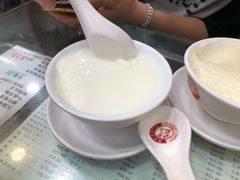 驰名双皮燉奶-义顺牛奶公司(庇利金街店)