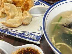 -长人馄饨铺(解放街店)
