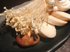 -山川小町·极番烧肉(新地假日广场店)