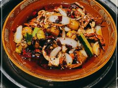 -休记光头香辣蟹干锅店(衣冠庙店)