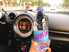 -冠德石油威程加油站