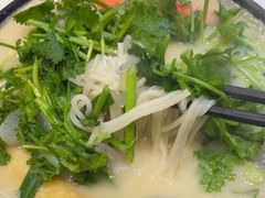 -肥汁米蘭香港米线(长宁来福士店)