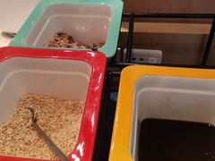 -红渡小香·牛肉麻辣香锅(车站南路店)