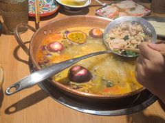 -洱火云南酸菜牛肉火锅(石景山当代商城店)