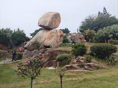 -东山风动石景区