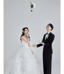 -米兰婚纱摄影轻奢化定制(深圳罗湖总店)