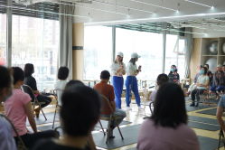 -莫纳瑜伽·普拉提