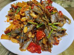 -超越海鲜屋(飞龙物业店)