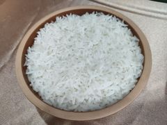 米饭-鲤鱼塘农家山庄