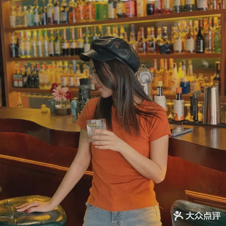 桂林探店｜是咖啡厅也是小酒馆的复古Coffee Bar