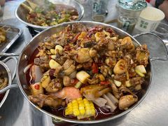 牛蛙爱上虾-小民大排档(光谷店)