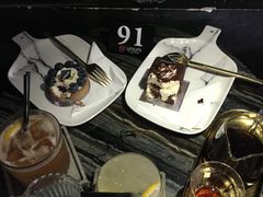 -UNI UNI(环亚凯瑟琳店)