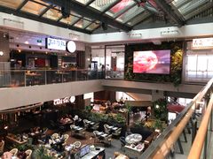 -查特花园美食广场(西单大悦城店)