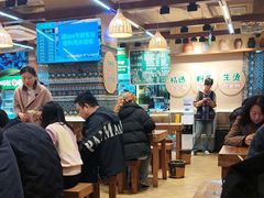 -云阿蛮云南生烫牛肉米线(奉贤路店)