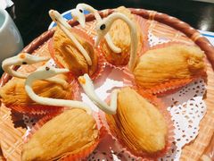 天鹅榴莲酥-香融府·烤鸭·家常菜(花乡奥莱店)