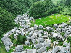 -高荡千年布依古寨旅游景区