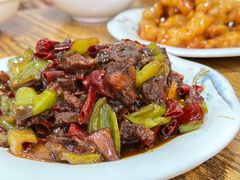 红烧牛肉-红实家常菜(静安里店)