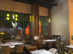 -洛缦音乐餐厅(工业展览馆万象城店)
