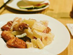 菠萝油条虾-渔太泰漓江小馆·广西融合菜(西街店)