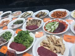 -梁家大院•农家菜(昆山会展中心店)