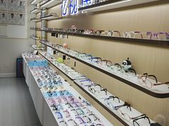 -亿视康青少儿眼镜(五官科店)